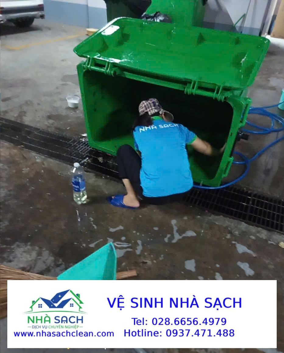 Dịch vụ vệ sinh công nghiệp quận 1 uy tín, giá ưu đãi