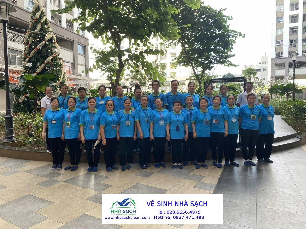Tìm đội vệ sinh làm việc cuối tuần