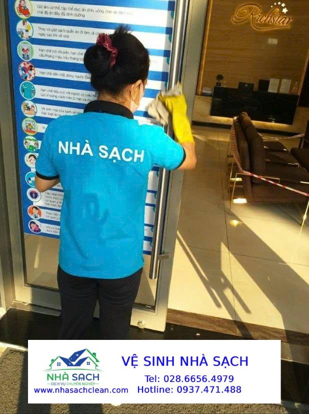 Dịch Vụ Vệ Sinh Văn Phòng Huyện Hóc Môn Chuyên Nghiệp, Phục Vụ Nhanh