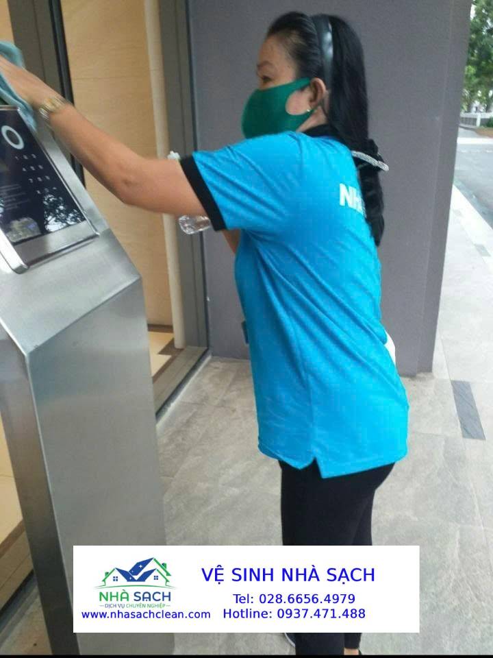 Dịch Vụ Vệ Sinh Văn Phòng Quận 8 Chuyên Sâu, Sạch Mọi Ngóc Ngách