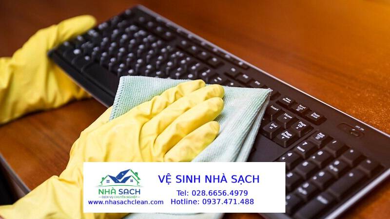 Ưu Đãi Đặc Biệt Mùa Hè: Vệ Sinh & Khử Khuẩn Toàn Diện Cho Không Gian Làm Việc.