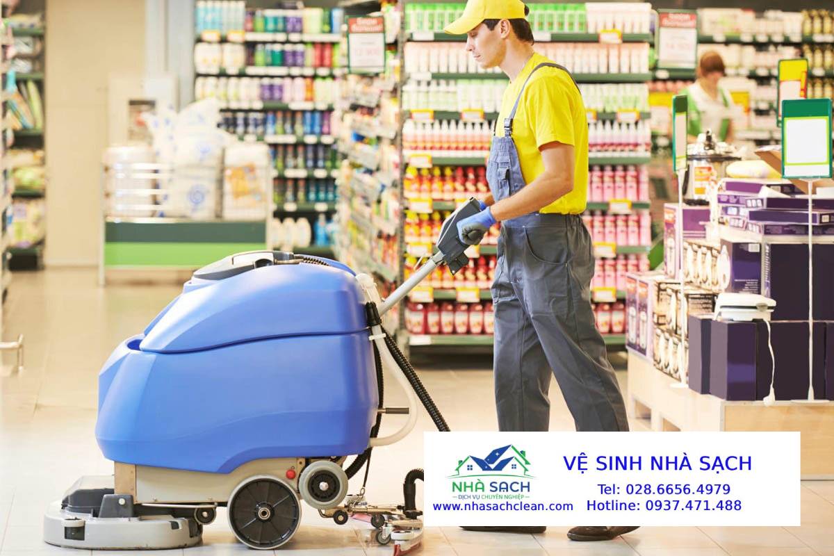 Thuê nhân viên vệ sinh siêu thị theo ca
